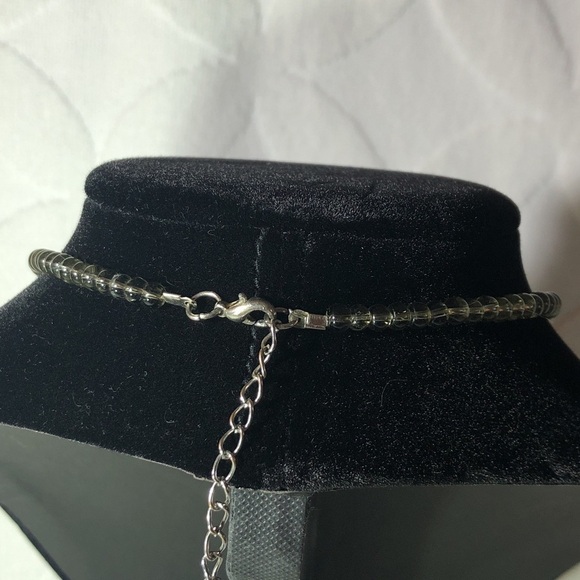 Beaded necklace in earth tones - Picture 5 of 6